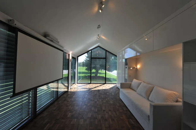 B&ecirc;n trong căn nh&agrave; th&ocirc;ng minh in 3D nhỏ m&agrave; c&oacute; v&otilde;: Đủ c&ocirc;ng nghệ để chống lại cả Covid-19 lẫn đại dịch Zombie - Ảnh 6.