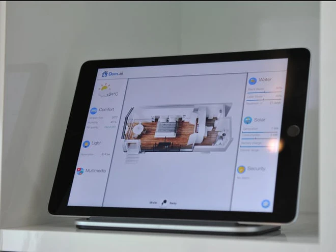 B&ecirc;n trong căn nh&agrave; th&ocirc;ng minh in 3D nhỏ m&agrave; c&oacute; v&otilde;: Đủ c&ocirc;ng nghệ để chống lại cả Covid-19 lẫn đại dịch Zombie - Ảnh 13.