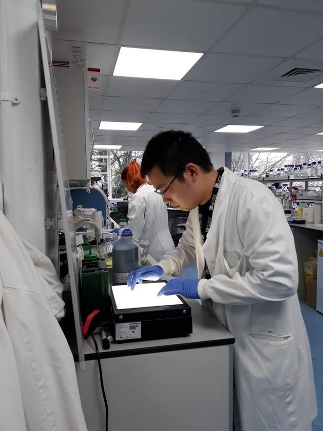 Vắc-xin Covid-19 &ldquo;made in Vietnam&rdquo; vượt tiến độ dự kiến, nhiều khả năng sẽ sẵn s&agrave;ng trong v&ograve;ng một năm tới - Ảnh 1.