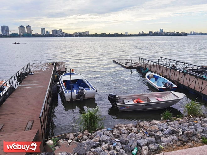 Trải nghiệm ch&egrave;o thuyền SUP - nh&uacute;n nhảy mặt nước Hồ T&acirc;y giữa ng&agrave;y H&agrave; Nội 39 độ - Ảnh 4.