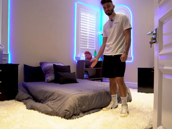 Mời bạn tham quan căn biệt thự triệu đ&ocirc; được 6 streamer Fortnite c&ugrave;ng nhau mua lại để sinh hoạt chung cho vui - Ảnh 28.