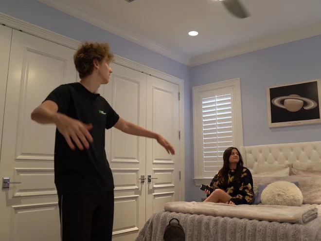 Mời bạn tham quan căn biệt thự triệu đ&ocirc; được 6 streamer Fortnite c&ugrave;ng nhau mua lại để sinh hoạt chung cho vui - Ảnh 6.