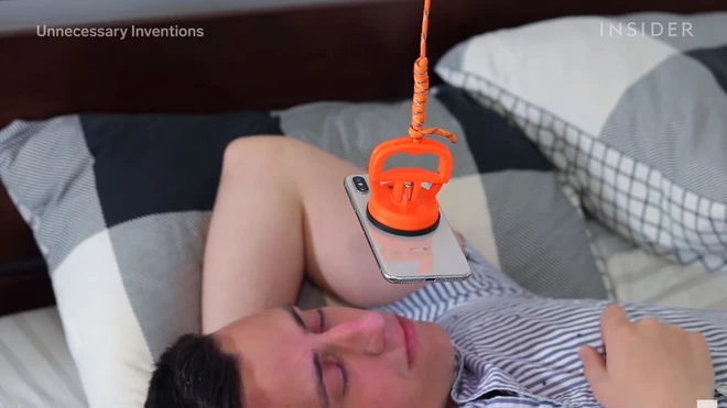 Những ph&aacute;t minh tưởng x&agrave;m x&iacute; nhưng lại c&oacute; t&aacute;c dụng kh&ocirc;ng ngờ của anh designer t&agrave;i năng - Ảnh 2.