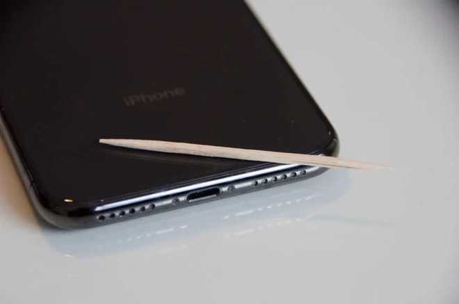 Đ&acirc;y l&agrave; l&yacute; do tại sao điện thoại của bạn sạc qu&aacute; l&acirc;u v&agrave; c&aacute;ch để khắc phục vấn đề ho&agrave;n to&agrave;n - Ảnh 6.