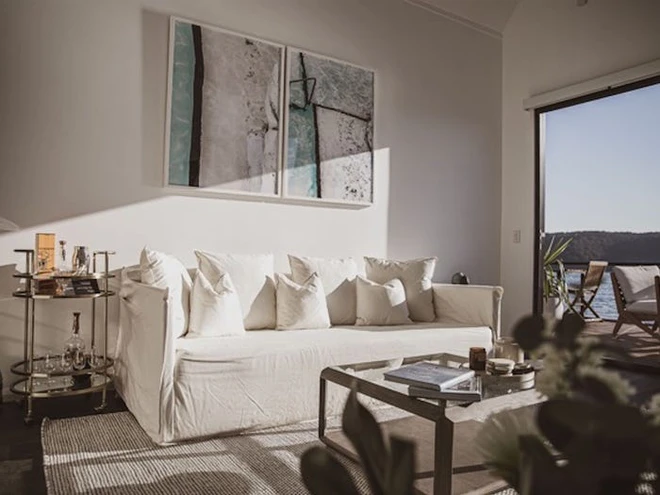 Biệt thự nổi d&agrave;nh cho 2 người, gi&aacute; 1.100 USD mỗi đ&ecirc;m v&agrave; sử dụng ho&agrave;n to&agrave;n năng lượng mặt trời - Bạn c&oacute; muốn thu&ecirc;? - Ảnh 5.