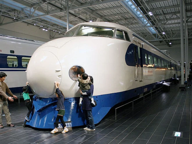 C&ugrave;ng nh&igrave;n lại lịch sử hoạt động của t&agrave;u si&ecirc;u tốc Shinkansen, niềm tự h&agrave;o Nhật Bản với phi&ecirc;n bản mới nhất c&oacute; thể chạy ngon ơ ngay cả khi động đất - Ảnh 18.