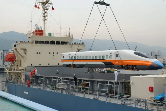 C&ugrave;ng nh&igrave;n lại lịch sử hoạt động của t&agrave;u si&ecirc;u tốc Shinkansen, niềm tự h&agrave;o Nhật Bản với phi&ecirc;n bản mới nhất c&oacute; thể chạy ngon ơ ngay cả khi động đất - Ảnh 30.