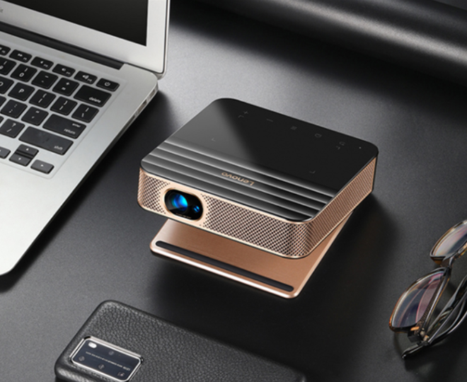 Lenovo ra mắt m&aacute;y chiếu si&ecirc;u nhỏ, c&oacute; cổng USB-C để chiếu h&igrave;nh ảnh từ smartphone, gi&aacute; 10 triệu đồng - Ảnh 1.
