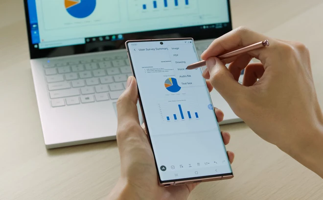 Nhiều năm l&agrave; bạn th&acirc;n với Apple, giờ Microsoft lại muốn bắt c&aacute; hai tay khi l&agrave;m th&acirc;n với Samsung nữa - Ảnh 3.