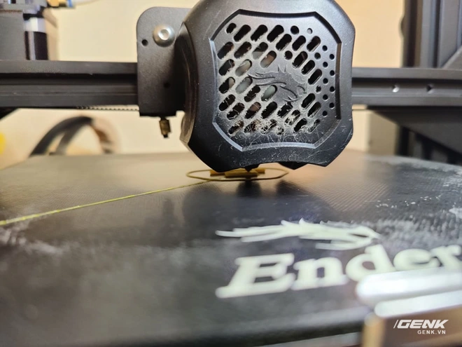 Thấy bản lề sợi d&acirc;y của AirB qu&aacute; độc đ&aacute;o, t&ocirc;i đ&atilde; chế một c&aacute;i tương tự cho AirPods Pro như thế n&agrave;o? - Ảnh 5.