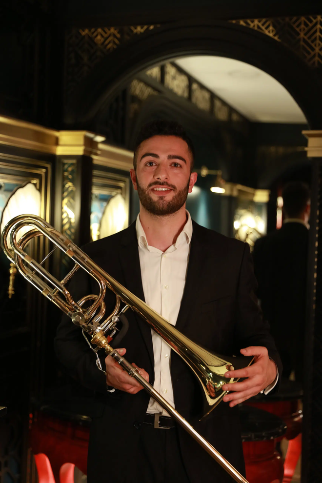 Chưa từng c&oacute;: Mỹ Linh, H&agrave; Trần, Uy&ecirc;n Linh v&agrave; gần 30 nghệ sĩ sẽ quy tụ trong MV đặc biệt ra mắt đ&uacute;ng 30 Tết! - Ảnh 12.