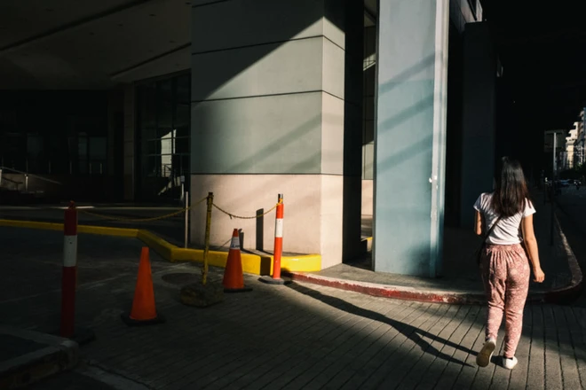 Đừng lạm dụng x&oacute;a ph&ocirc;ng, c&oacute; nhiều c&aacute;ch kh&aacute;c để l&agrave;m chủ thể nổi bật trong ảnh chụp - Ảnh 2.