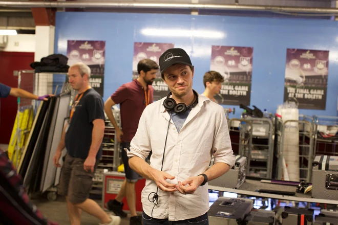 Tom Hanks n&oacute;i được cả tiếng Nhật, Đức v&agrave; T&acirc;y Ban Nha? Kh&ocirc;ng, đ&oacute; chỉ l&agrave; AI - Ảnh 3.