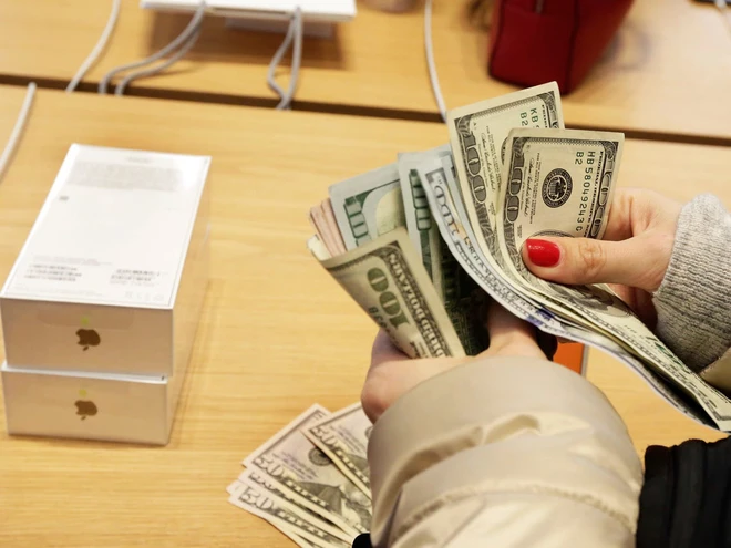 1/4 lượng người d&ugrave;ng iPhone chuyển sang Android th&igrave; sao? Đ&acirc;y l&agrave; l&yacute; do Apple chẳng th&egrave;m quan t&acirc;m - Ảnh 4.