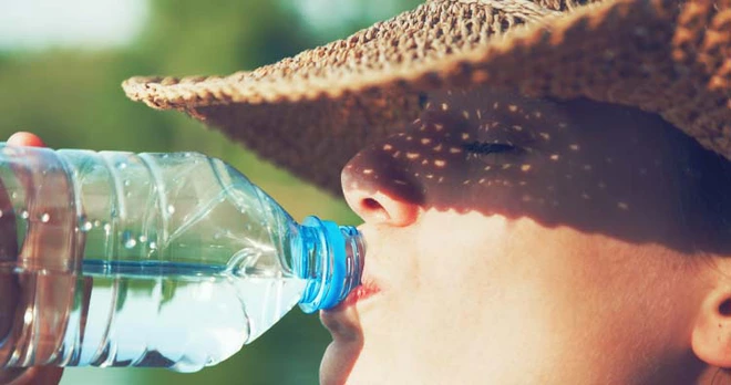 Những điều tưởng chừng như v&ocirc; hại nhưng lại c&oacute; thể khiến bạn bỏ mạng - Ảnh 6.