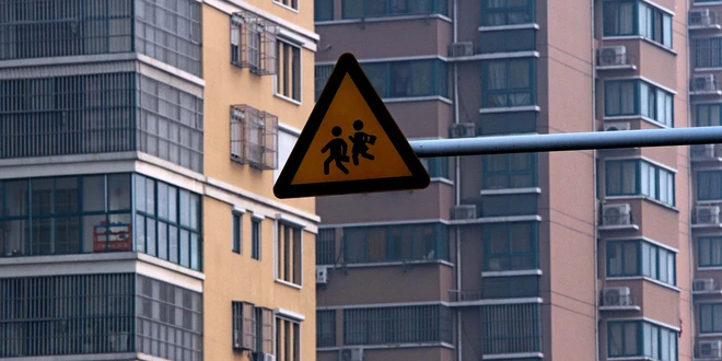 Trường tiểu học Trung Quốc tuyển sinh dựa tr&ecirc;n diện t&iacute;ch nh&agrave; ở của học sinh - Ảnh 1.