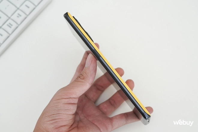 Điện thoại này giá 4,9 triệu có màn hình AMOLED 120Hz, chip "đầu 8" chơi game cực ngon, pin 5.000mAh kèm sạc nhanh 80W- Ảnh 10. Điện thoại này giá 4,9 triệu có màn hình AMOLED 120Hz, chip "đầu 8" chơi game cực ngon, pin 5.000mAh kèm sạc nhanh 80W- Ảnh 10.