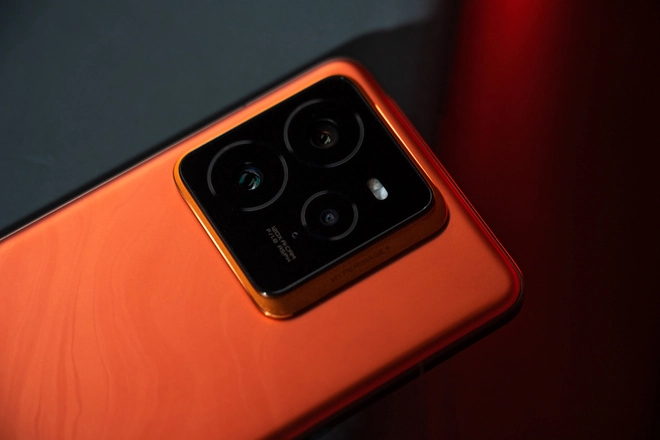 Cận cảnh điện thoại "Sao Hỏa": Mặt lưng cực đẹp, chạy chip Snapdragon 8 Elite mạnh nhất thế giới, sẽ là đối thủ "đáng gờm" của Xiaomi 15- Ảnh 11. Cận cảnh điện thoại "Sao Hỏa": Mặt lưng cực đẹp, chạy chip Snapdragon 8 Elite mạnh nhất thế giới, sẽ là đối thủ "đáng gờm" của Xiaomi 15- Ảnh 11.