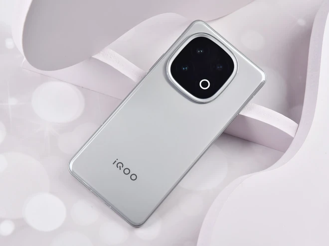 Sắp ra mắt điện thoại chip Snapdragon 8 Elite, điểm hiệu năng AnTuTu hơn 3 triệu, giá rẻ hơn Xiaomi 15- Ảnh 17. Sắp ra mắt điện thoại chip Snapdragon 8 Elite, điểm hiệu năng AnTuTu hơn 3 triệu, giá rẻ hơn Xiaomi 15- Ảnh 17.