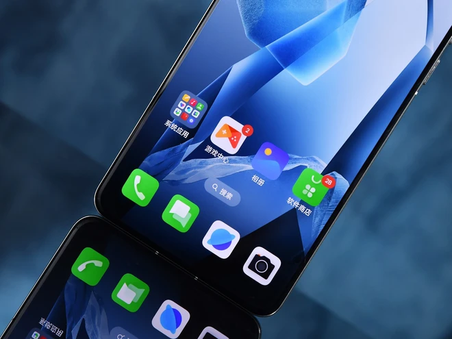 Ảnh thực tế đối thủ "nặng ký" của Xiaomi 15: Mặt lưng giả da, Snapdragon 8 Elite cực mạnh, chống nước IP69, pin 6.000mAh, giá 15,9 triệu đồng- Ảnh 26. Ảnh thực tế đối thủ "nặng ký" của Xiaomi 15: Mặt lưng giả da, Snapdragon 8 Elite cực mạnh, chống nước IP69, pin 6.000mAh, giá 15,9 triệu đồng- Ảnh 26.