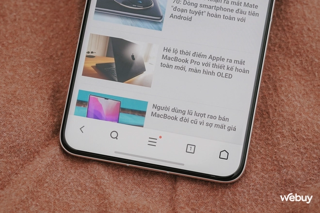 Trên tay điện thoại khiến Việt Nam có tuyết rơi- Ảnh 11. Trên tay điện thoại khiến Việt Nam có tuyết rơi- Ảnh 11.