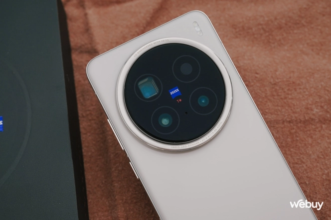 Hóa ra đây là cách chụp ảnh tuyết ở Việt Nam đang "hot trend" gần đây: Tất cả là nhờ chiếc máy độc đáo này- Ảnh 49. Hóa ra đây là cách chụp ảnh tuyết ở Việt Nam đang "hot trend" gần đây: Tất cả là nhờ chiếc máy độc đáo này- Ảnh 49.