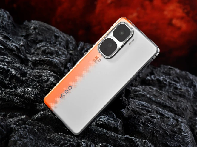 Điện thoại Dimensity 9400 giá rẻ nhất: Thiết kế đẹp, có vân tay siêu âm, pin 6.100mAh kèm sạc nhanh 120W mà giá chỉ bằng nửa OPPO Find X8 Pro- Ảnh 21. Điện thoại Dimensity 9400 giá rẻ nhất: Thiết kế đẹp, có vân tay siêu âm, pin 6.100mAh kèm sạc nhanh 120W mà giá chỉ bằng nửa OPPO Find X8 Pro- Ảnh 21.