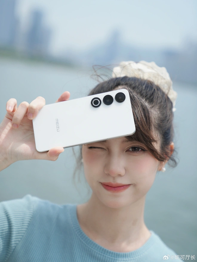 Meizu ra mắt smartphone cuối cùng: Thiết kế viền siêu mỏng, đẹp hơn Sony, chip Snapdragon 8 Gen 2, giá chỉ hơn 9 triệu đồng- Ảnh 7. Meizu ra mắt smartphone cuối cùng: Thiết kế viền siêu mỏng, đẹp hơn Sony, chip Snapdragon 8 Gen 2, giá chỉ hơn 9 triệu đồng- Ảnh 7.