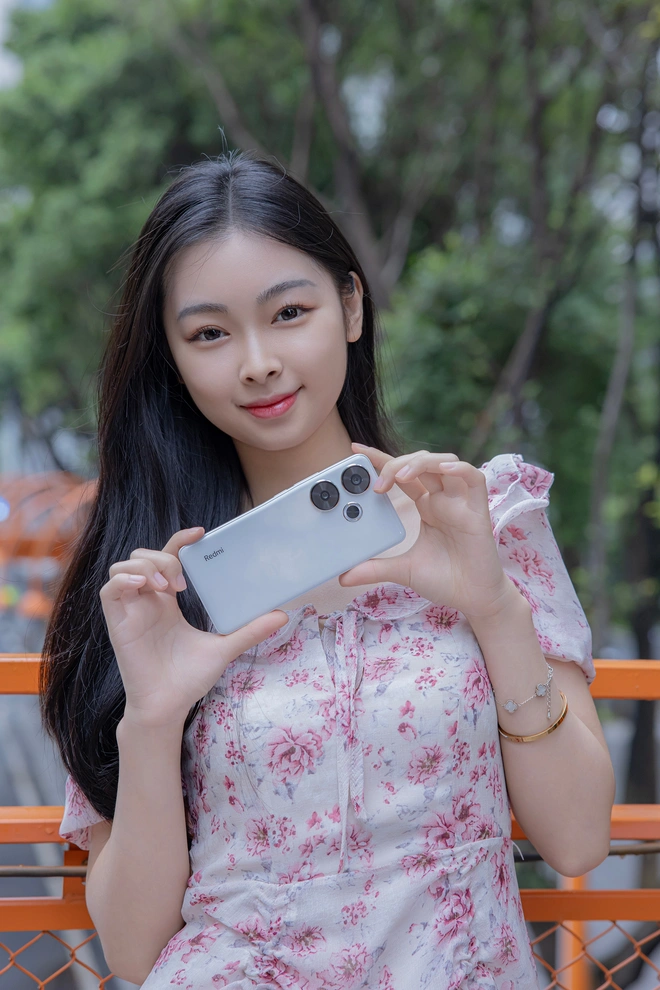 Smartphone Xiaomi chơi game "quốc dân" có thêm màu mới: Đẹp như iPhone- Ảnh 13. Smartphone Xiaomi chơi game "quốc dân" có thêm màu mới: Đẹp như iPhone- Ảnh 13.