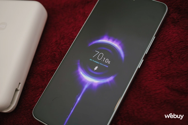 Sạc dự phòng Xiaomi đời mới cực xịn: Dung lượng 20.000mAh, công suất 33W, có tích hợp cả dây USB-C, giá chỉ chưa tới 600.000 đồng- Ảnh 13. Sạc dự phòng Xiaomi đời mới cực xịn: Dung lượng 20.000mAh, công suất 33W, có tích hợp cả dây USB-C, giá chỉ chưa tới 600.000 đồng- Ảnh 13.