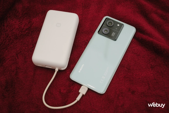 Sạc dự phòng Xiaomi đời mới cực xịn: Dung lượng 20.000mAh, công suất 33W, có tích hợp cả dây USB-C, giá chỉ chưa tới 600.000 đồng- Ảnh 11. Sạc dự phòng Xiaomi đời mới cực xịn: Dung lượng 20.000mAh, công suất 33W, có tích hợp cả dây USB-C, giá chỉ chưa tới 600.000 đồng- Ảnh 11.