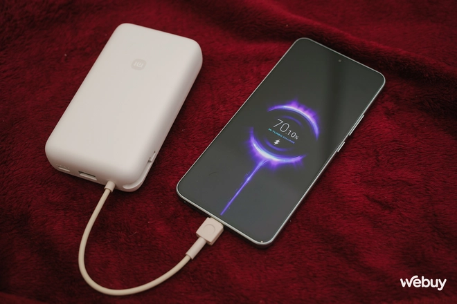 Sạc dự phòng Xiaomi đời mới cực xịn: Dung lượng 20.000mAh, công suất 33W, có tích hợp cả dây USB-C, giá chỉ chưa tới 600.000 đồng- Ảnh 12. Sạc dự phòng Xiaomi đời mới cực xịn: Dung lượng 20.000mAh, công suất 33W, có tích hợp cả dây USB-C, giá chỉ chưa tới 600.000 đồng- Ảnh 12.