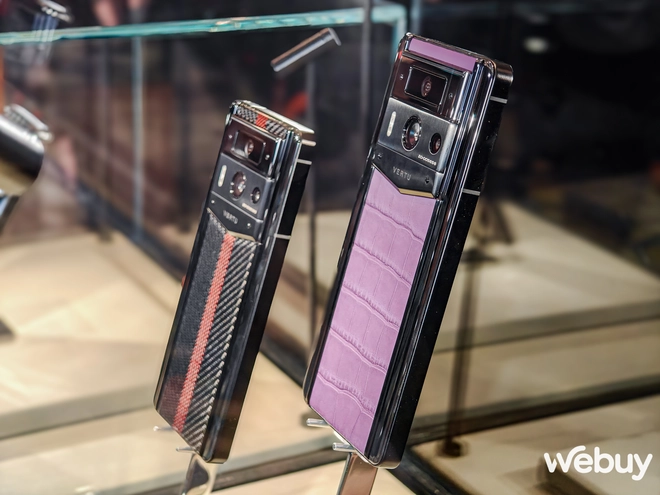 Đây là chiếc điện thoại Vertu vừa ra mắt: Chip Snapdragon từ 2 năm trước, giá không phải ai cũng mua được- Ảnh 3. Đây là chiếc điện thoại Vertu vừa ra mắt: Chip Snapdragon từ 2 năm trước, giá không phải ai cũng mua được- Ảnh 3.