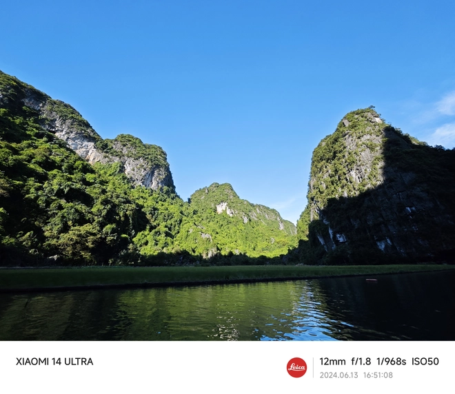 Mang Xiaomi 14 Ultra đi Ninh Bình chụp sen: Nhiều mức zoom lợi thế vô cùng, chụp macro rất vui nhưng có 1 điểm trừ to cần xử lý gấp- Ảnh 7. Mang Xiaomi 14 Ultra đi Ninh Bình chụp sen: Nhiều mức zoom lợi thế vô cùng, chụp macro rất vui nhưng có 1 điểm trừ to cần xử lý gấp- Ảnh 7.
