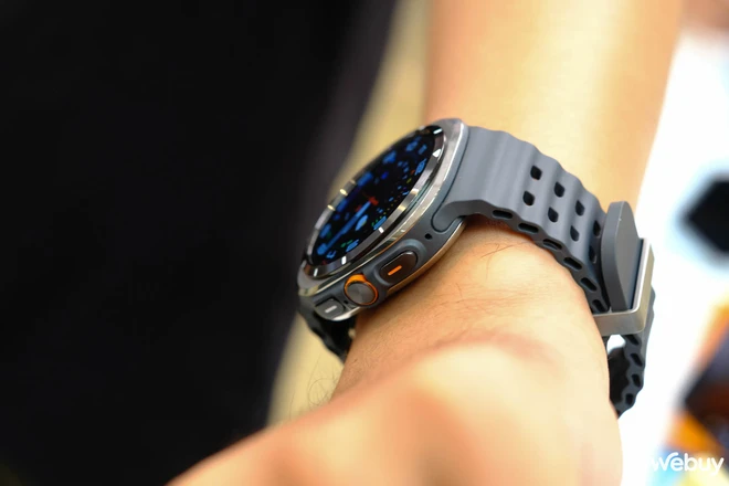 Trên tay Galaxy Watch7 và Watch Ultra: Thiết kế mới, thêm tính năng AI, phát hiện chứng ngưng thở khi ngủ, giá từ 7.99 và 16.99 triệu- Ảnh 19. Trên tay Galaxy Watch7 và Watch Ultra: Thiết kế mới, thêm tính năng AI, phát hiện chứng ngưng thở khi ngủ, giá từ 7.99 và 16.99 triệu- Ảnh 19.