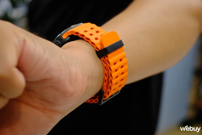 Trên tay Galaxy Watch7 và Watch Ultra: Thiết kế mới, thêm tính năng AI, phát hiện chứng ngưng thở khi ngủ, giá từ 7.99 và 16.99 triệu- Ảnh 10. Trên tay Galaxy Watch7 và Watch Ultra: Thiết kế mới, thêm tính năng AI, phát hiện chứng ngưng thở khi ngủ, giá từ 7.99 và 16.99 triệu- Ảnh 10.