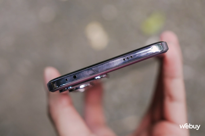 Smartphone này giá chính hãng 19 triệu nhưng lại có điểm không bằng smartphone tầm trung, là do chiến lược của hãng? - Ảnh 9. Smartphone này giá chính hãng 19 triệu nhưng lại có điểm không bằng smartphone tầm trung, là do chiến lược của hãng? - Ảnh 9.