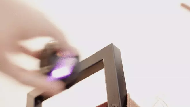 Loa mini này tích hợp Magsafe hút dính vào lưng iPhone, âm thanh trầm ấm, thêm LED đổi màu, giá sale khoảng 400.000đ- Ảnh 10. Loa mini này tích hợp Magsafe hút dính vào lưng iPhone, âm thanh trầm ấm, thêm LED đổi màu, giá sale khoảng 400.000đ- Ảnh 10.