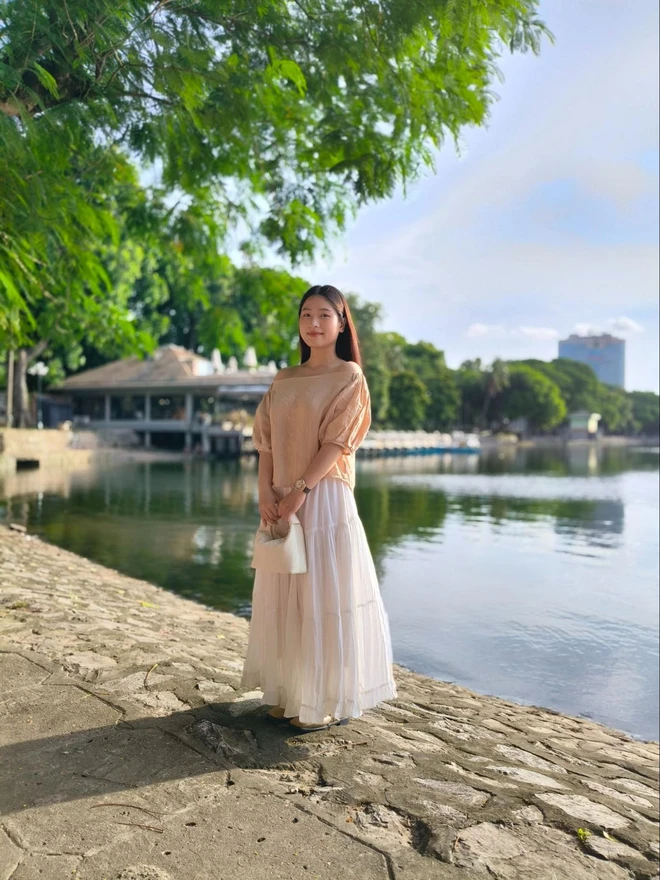 Đánh giá OPPO Reno12 Series: AI sẽ là thứ giúp bạn gắn bó với "dòng chảy bạc"- Ảnh 40. Đánh giá OPPO Reno12 Series: AI sẽ là thứ giúp bạn gắn bó với "dòng chảy bạc"- Ảnh 40.