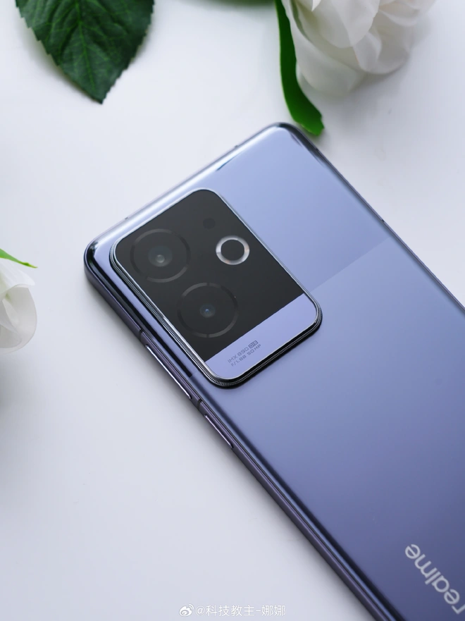 Đỉnh như các hãng Trung Quốc: Mang con chip Snapdragon 8 Gen 3 lên smartphone giá dưới 10 triệu đồng- Ảnh 19. Đỉnh như các hãng Trung Quốc: Mang con chip Snapdragon 8 Gen 3 lên smartphone giá dưới 10 triệu đồng- Ảnh 19.