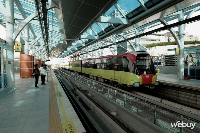 Cuối tuần đi metro Nhổn - Ga Hà Nội: Lướt nhanh, điều hòa mát, vẫn đang miễn phí vé- Ảnh 43. Cuối tuần đi metro Nhổn - Ga Hà Nội: Lướt nhanh, điều hòa mát, vẫn đang miễn phí vé- Ảnh 43.