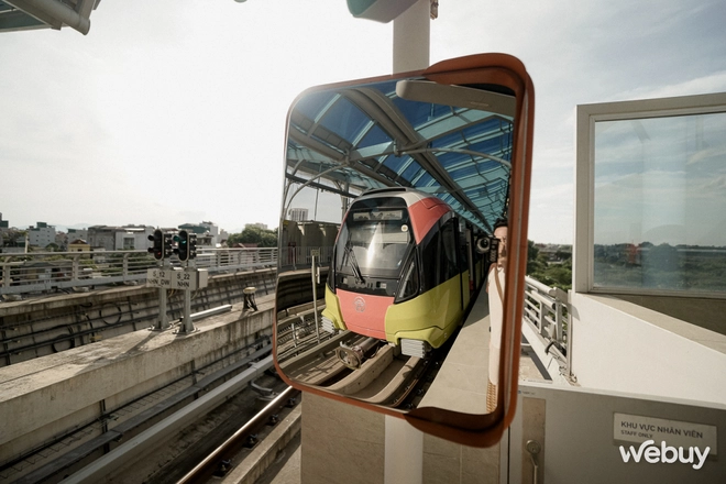 Cuối tuần đi metro Nhổn - Ga Hà Nội: Lướt nhanh, điều hòa mát, vẫn đang miễn phí vé- Ảnh 25. Cuối tuần đi metro Nhổn - Ga Hà Nội: Lướt nhanh, điều hòa mát, vẫn đang miễn phí vé- Ảnh 25.