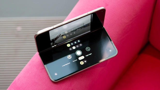 Ảnh thực tế Pixel 9 Pro Fold: Đối thủ của Galaxy Z Fold6 có gì mà giá tận 50 triệu đồng?- Ảnh 5. Ảnh thực tế Pixel 9 Pro Fold: Đối thủ của Galaxy Z Fold6 có gì mà giá tận 50 triệu đồng?- Ảnh 5.