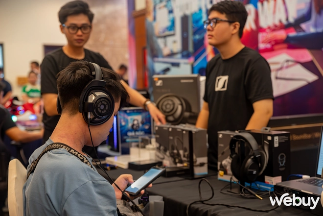 Đây là phòng chiếu phim chuyên nghiệp nhưng không phải ai cũng trang bị được vì có giá lên đến 10 tỷ đồng- Ảnh 34. Đây là phòng chiếu phim chuyên nghiệp nhưng không phải ai cũng trang bị được vì có giá lên đến 10 tỷ đồng- Ảnh 34.