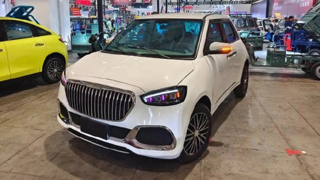 Xe 'siêu sang' giá rẻ bất ngờ: Trung Quốc tung ra loạt xe Rolls-Royce và Maybach phiên bản mini cho người 'sành điệu' nhưng ít tiền!- Ảnh 1. Xe 'siêu sang' giá rẻ bất ngờ: Trung Quốc tung ra loạt xe Rolls-Royce và Maybach phiên bản mini cho người 'sành điệu' nhưng ít tiền!- Ảnh 1.