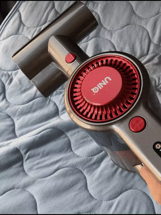 Trải nghiệm 3 máy hút bụi cầm tay không dây bán chạy nhất của UNIQ: Hút mạnh, pin bền, giá từ 1.7 triệu, loại xịn nhất vừa hút vừa lau- Ảnh 19. Trải nghiệm 3 máy hút bụi cầm tay không dây bán chạy nhất của UNIQ: Hút mạnh, pin bền, giá từ 1.7 triệu, loại xịn nhất vừa hút vừa lau- Ảnh 19.