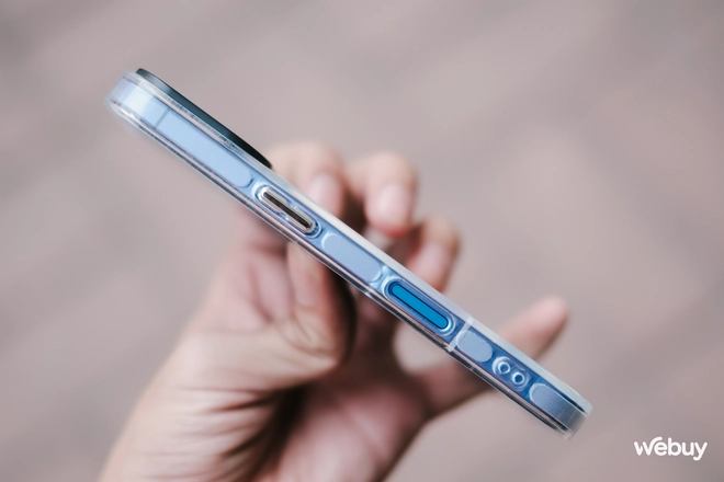 Đây là ốp lưng chào Tết Ất Tỵ 2025 cho điện thoại: Hỗ trợ từ iPhone XR tới iPhone 16, tích hợp MagSafe, chống sốc cực tốt, giá chỉ 99.000 đồng- Ảnh 8. Đây là ốp lưng chào Tết Ất Tỵ 2025 cho điện thoại: Hỗ trợ từ iPhone XR tới iPhone 16, tích hợp MagSafe, chống sốc cực tốt, giá chỉ 99.000 đồng- Ảnh 8.