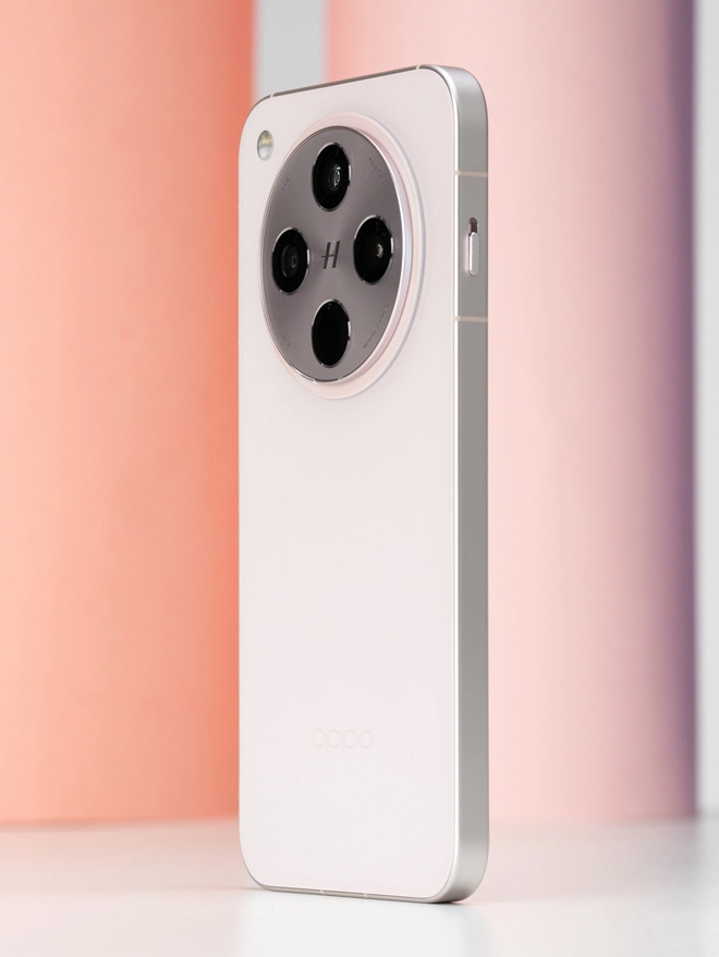 Chiêm ngưỡng OPPO Find X8 phiên bản màu Hồng cực cá tính cho dịp Tết này: Giá không đổi nhưng chỉ bán giới hạn- Ảnh 5. Chiêm ngưỡng OPPO Find X8 phiên bản màu Hồng cực cá tính cho dịp Tết này: Giá không đổi nhưng chỉ bán giới hạn- Ảnh 5.