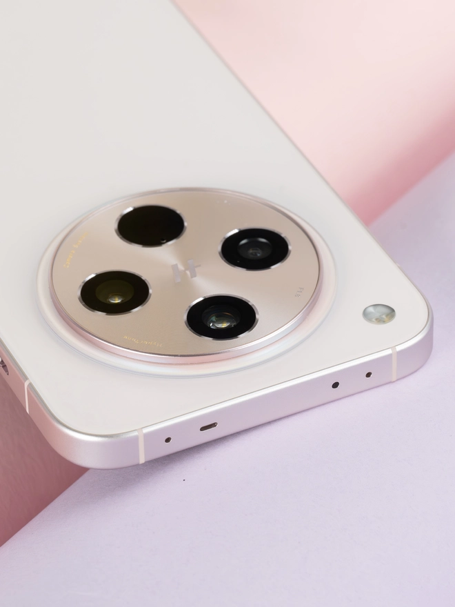 Chiêm ngưỡng OPPO Find X8 phiên bản màu Hồng cực cá tính cho dịp Tết này: Giá không đổi nhưng chỉ bán giới hạn- Ảnh 6. Chiêm ngưỡng OPPO Find X8 phiên bản màu Hồng cực cá tính cho dịp Tết này: Giá không đổi nhưng chỉ bán giới hạn- Ảnh 6.