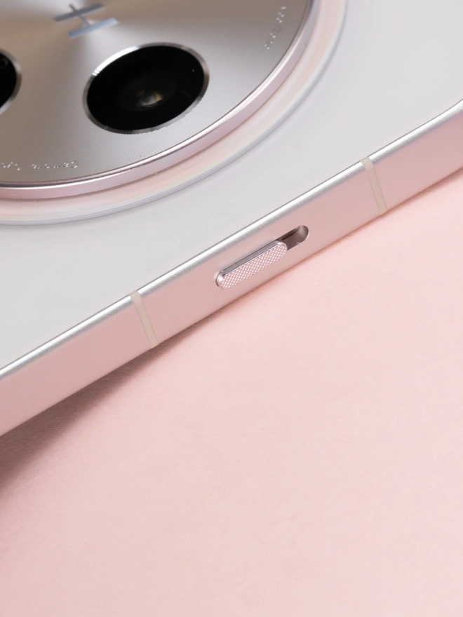 Chiêm ngưỡng OPPO Find X8 phiên bản màu Hồng cực cá tính cho dịp Tết này: Giá không đổi nhưng chỉ bán giới hạn- Ảnh 7. Chiêm ngưỡng OPPO Find X8 phiên bản màu Hồng cực cá tính cho dịp Tết này: Giá không đổi nhưng chỉ bán giới hạn- Ảnh 7.